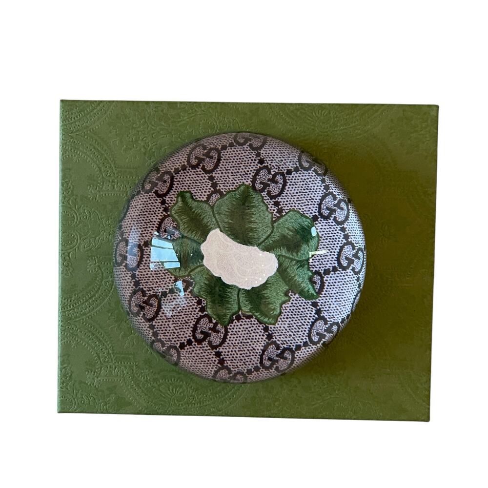NEW Gucci Cauliflower GG Glass Paper Weight In Box